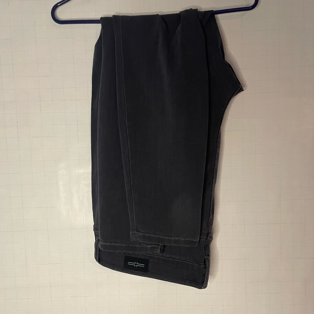 NEVER WORN: Liverpool dark denim size 18 skinny jeans